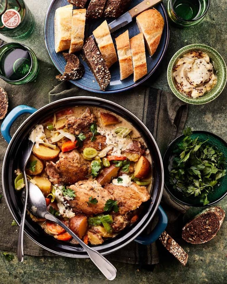 Stoofpotje kip recept: Een winterse kipstoof maaltijd | Miljuschka Stoofpotje kip recept: Een winterse kipstoof maaltijd | Miljuschka