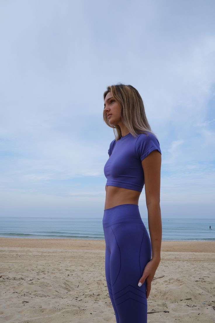 Mindful top and Lucid leggings in electric blue Mindful top and Lucid leggings in electric blue