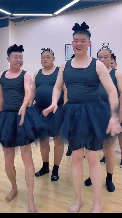 #BlackSwan#Children’sDay #SwanDad Swan Dads rehearse dance#You can’t dance this without some skills