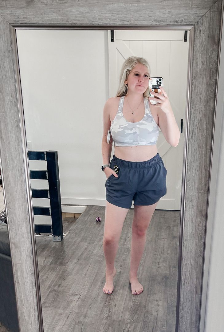 Women’s Activewear Outfit Ideas | Megan Folsom Women’s Activewear Outfit Ideas | Megan Folsom