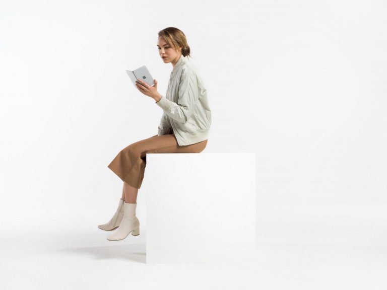Microsoft’s Surface Duo Success Hinges on Two Screens Microsoft’s Surface Duo Success Hinges on Two Screens