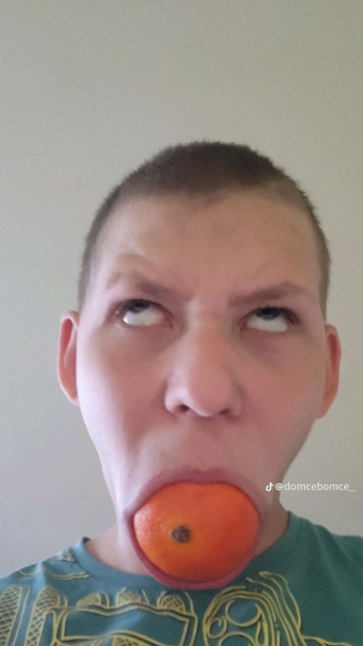на аву))